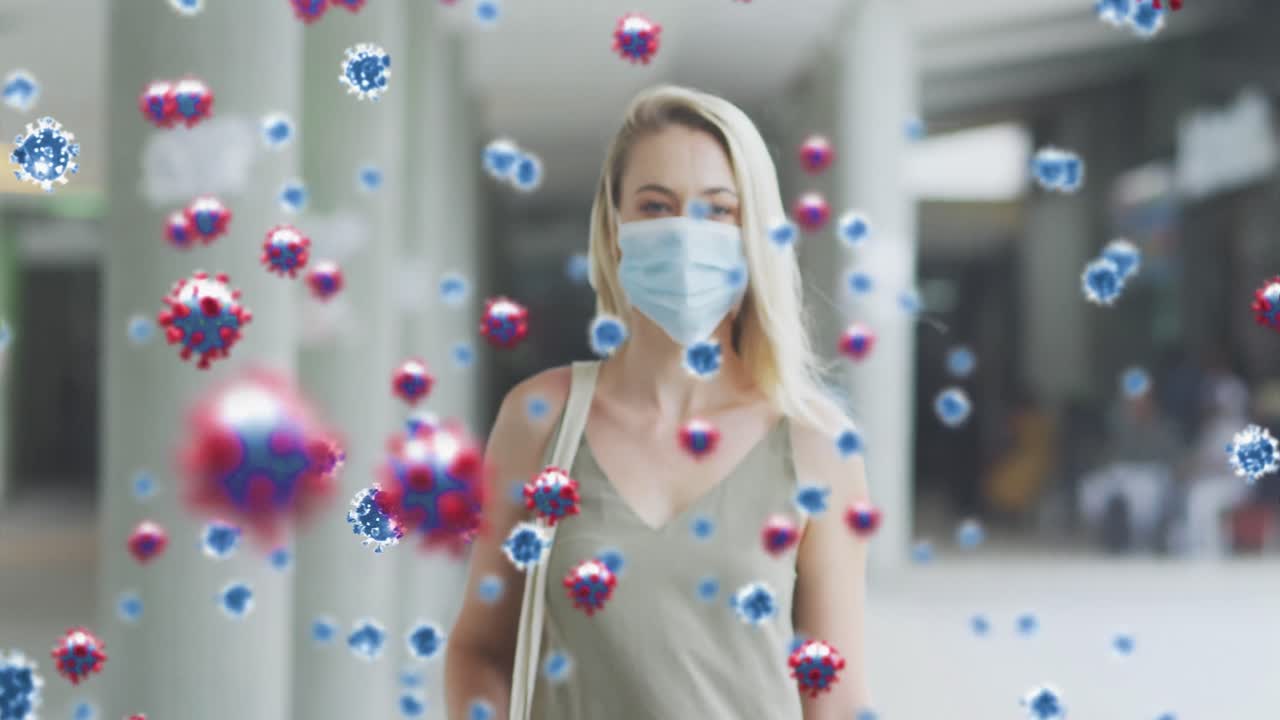 거리에서 얼굴 마스크를 쓰고 있는 백인 여성에 대한 바이러스 세포의 애니메이션