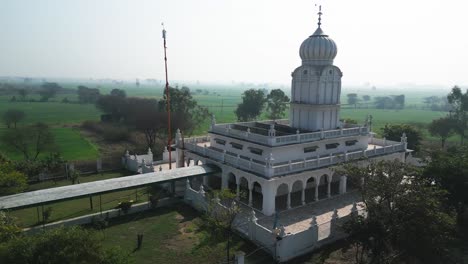 Tempel-In-Einer-Ansicht-Von-Oben