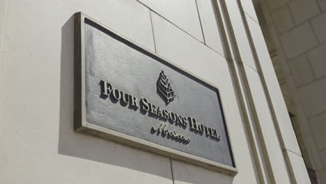 four seasons hotel mexico sign