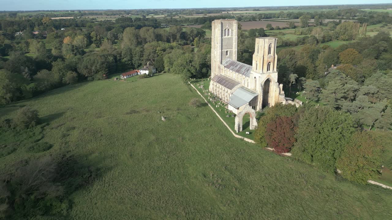 edificio monumental de la antigua abadía de wymondham en norfolk, inglaterra, reino unido