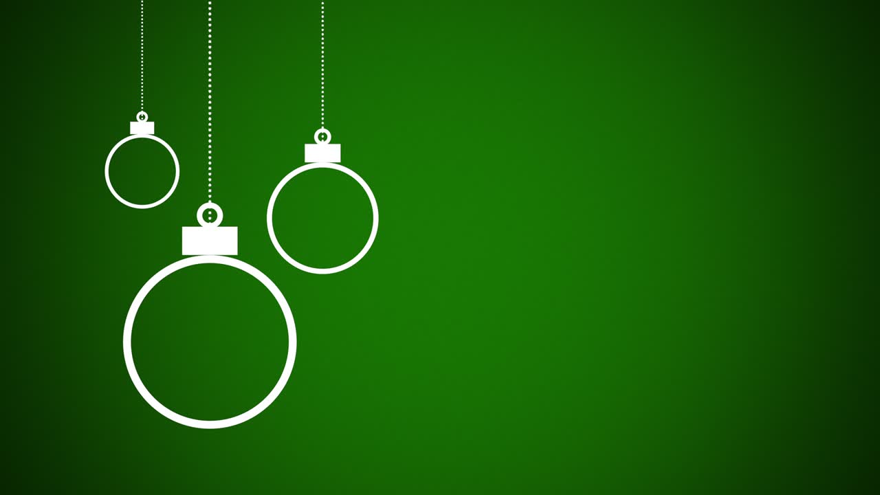 colgando bolas blancas sobre un fondo verde