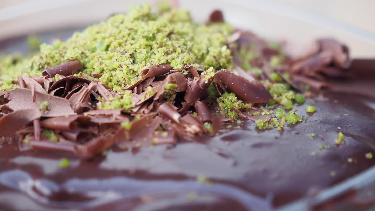 postre de pudín de pistacho de chocolate