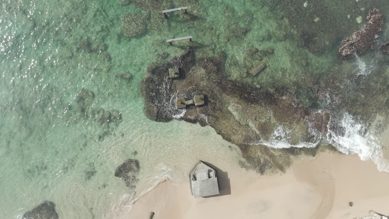 tomada de avión no tripulado de la playa
