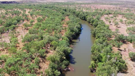 Imágenes-Aéreas-Bajas-Y-Crecientes-Sobre-El-Río-Victoria-En-Kalkaringi,-Territorio-Del-Norte,-Australia