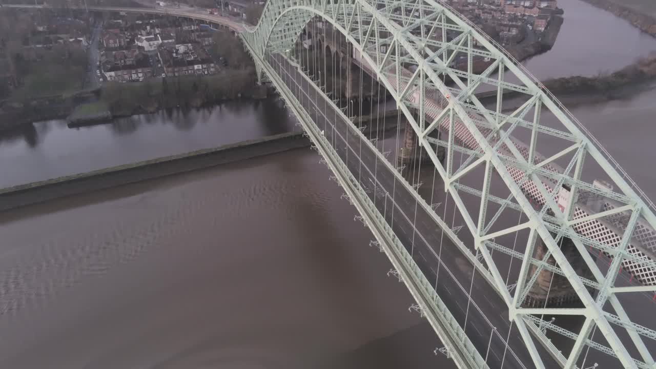 runcorn silver jubilee bridge 조감도 at 일출