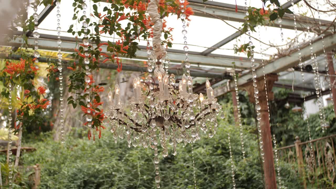 Beautiful Wedding Chandelier Reveal Shot