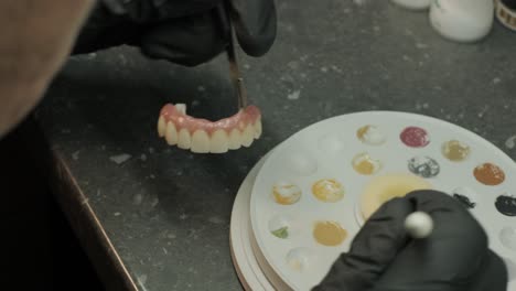 proceso de fabricación de coronas y chapas de zirconia