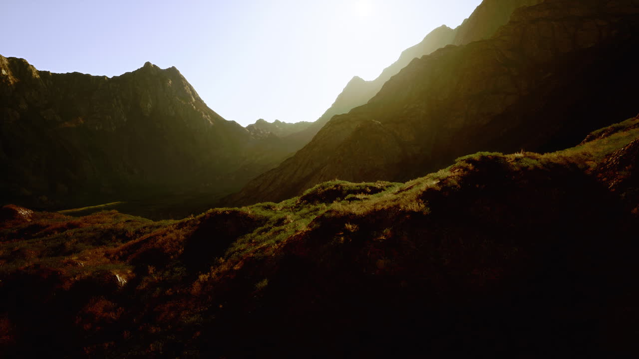 빛 을 받는 산맥