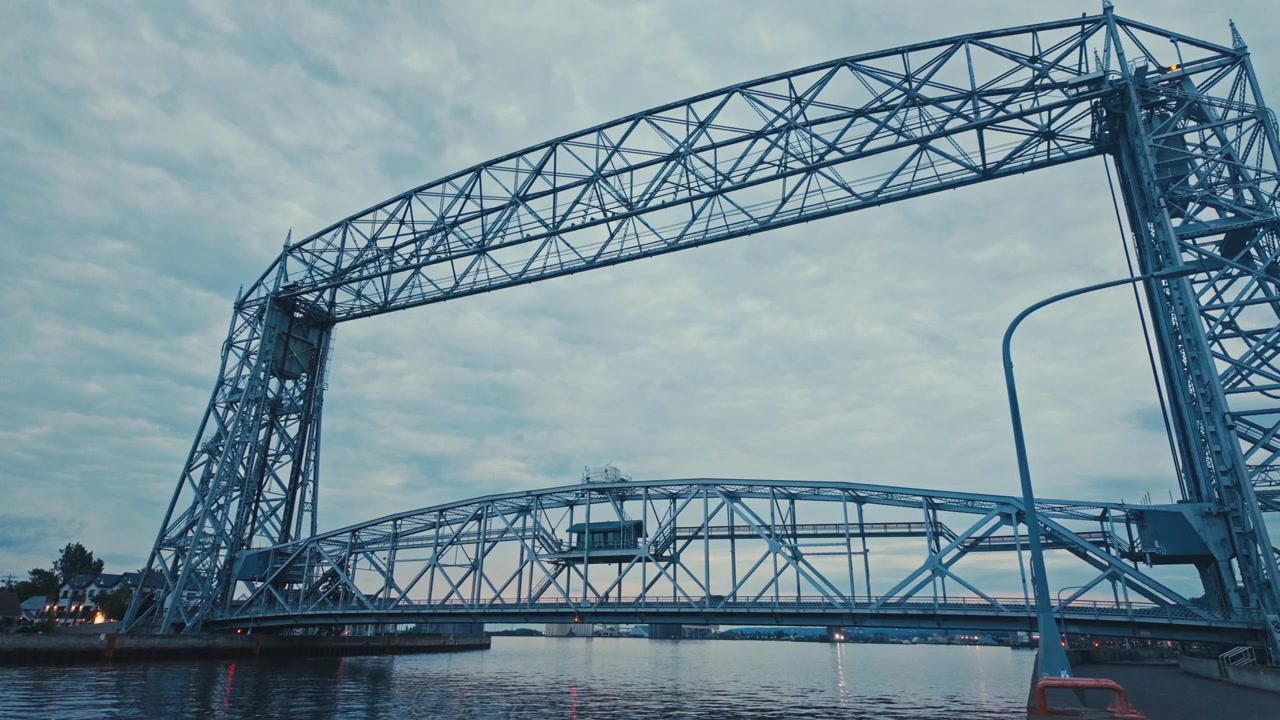 The impressive aerial bridge in a Duluth, Minnesota.