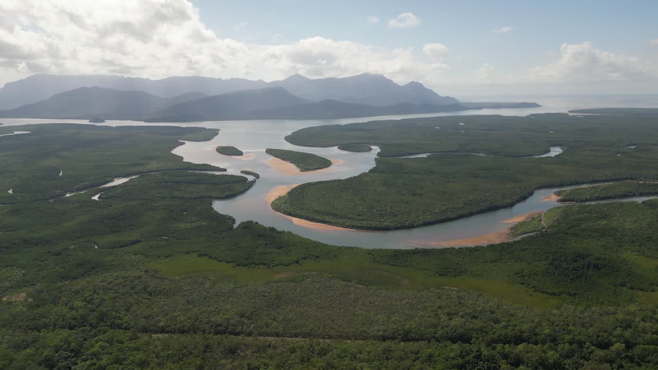 The beautiful Hinchinbrook Lookout in QLD, Australia