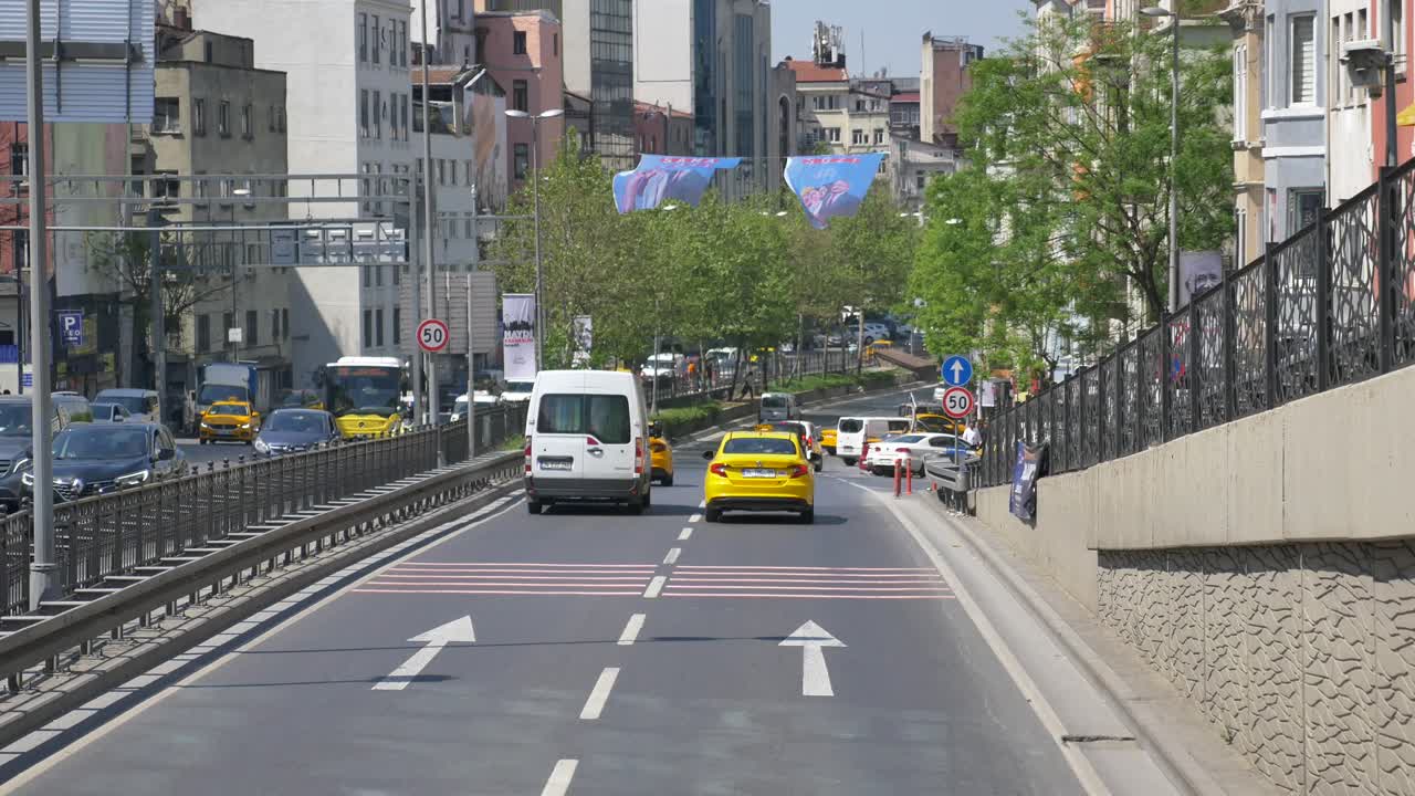 터키 이스탄불 의 바쁜 도시 거리