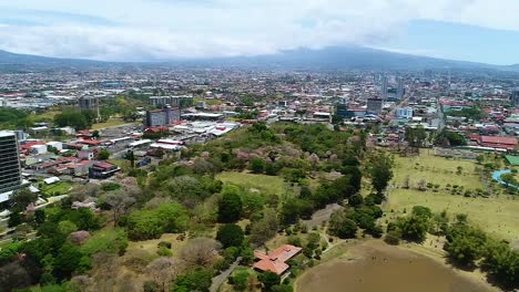 the la sabana park inside the city on san josé in costa rica