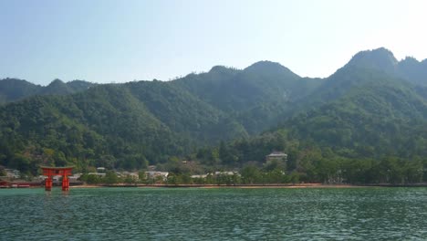 Miyajima-Island-and-Torii-gate-when-arriving-at-the-island-with-a-ferry