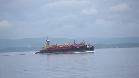 oil-tanker-passes-by-at-sea