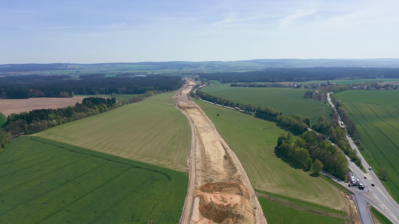 строительство автомагистралей