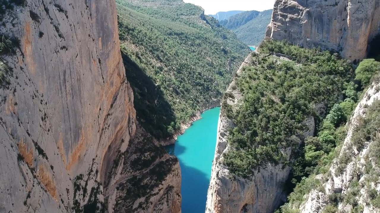 Vedute del Canyon di Mont-Rebei situato nei Pirenei spagnoli.
