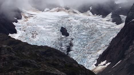 Remains-of-glacier-on-top-of-mountain-peaks-in-Alaska