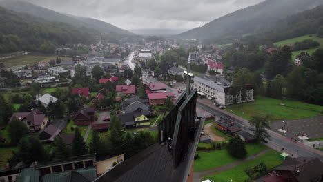 Luftaufnahme-Der-Kirche-St