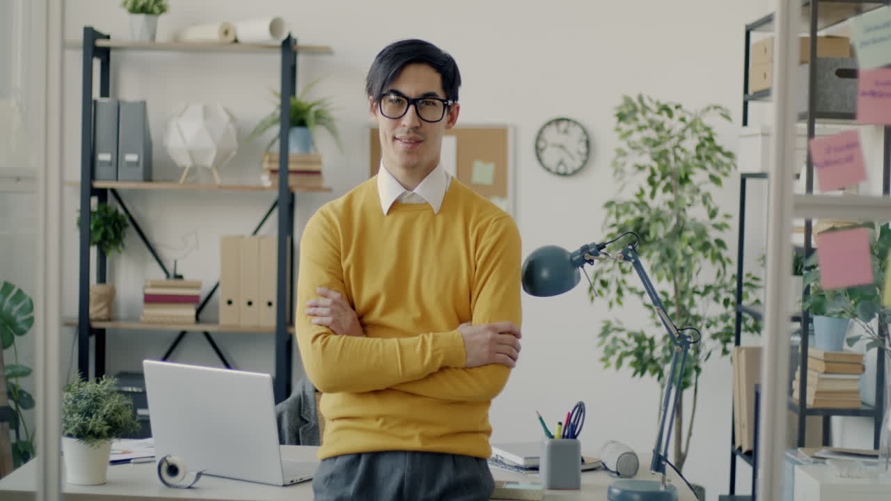 사무실에서 남자