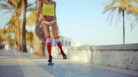 Sexy-Low-Angle-of-Roller-Skate-Girl