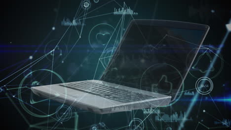 animación de una computadora portátil a través de una red de conexiones con procesamiento de datos y estadísticas e iconos sociales