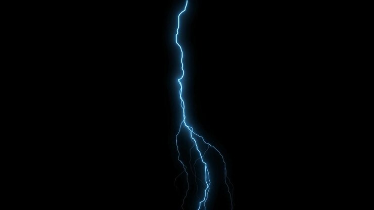 Animazione 3D di un bellissimo movimento di fulmini dal cielo verso la telecamera, fulmini realistici