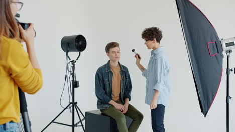 sesión de fotografía de retratos en el estudio