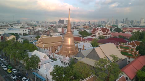 瓦托尼布威特佛教寺廟和修道院複合體