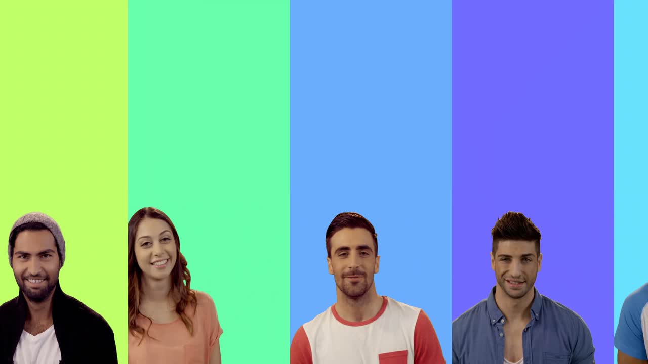 pantalla múltiple que muestra a personas felices sonriendo