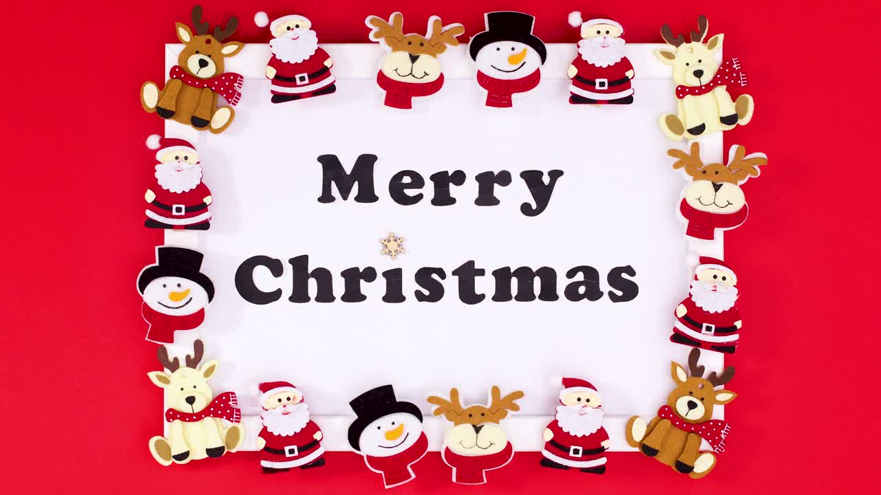 메리 크리스마스 텍스트와 함께 프레임에 움직이는 크리스마스 스티커.