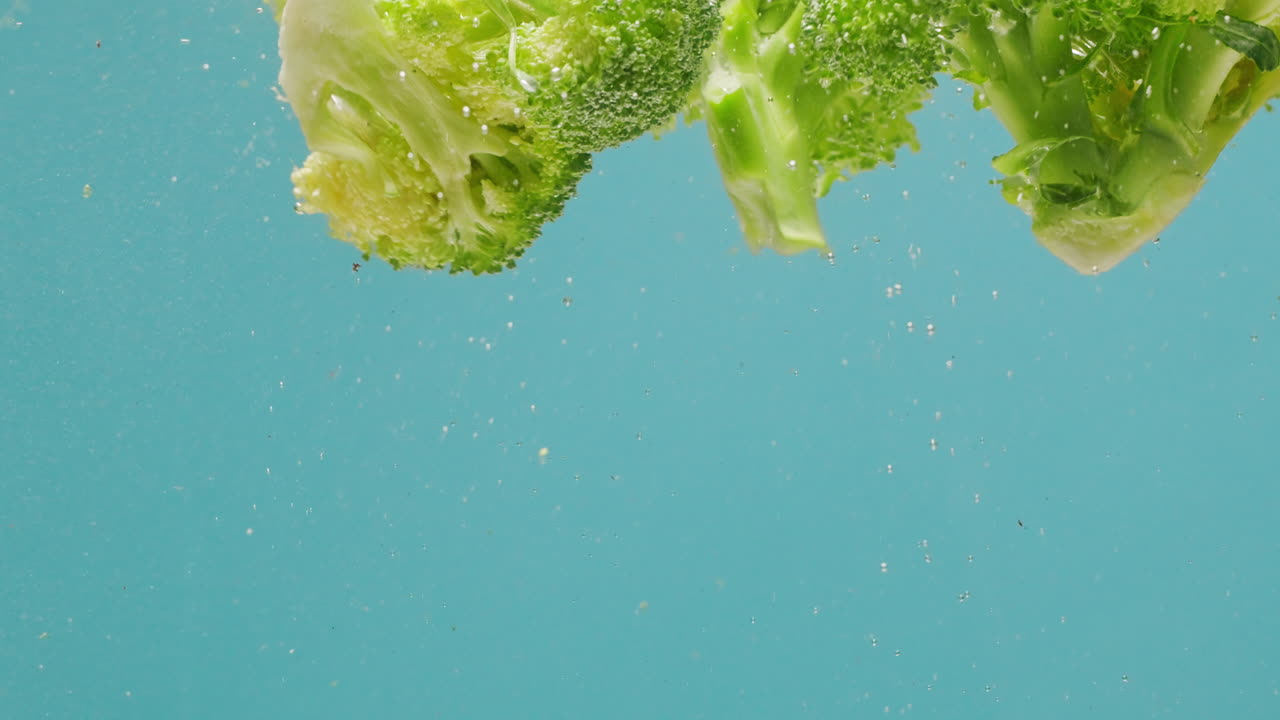Broccoli Underwater