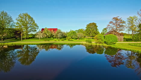 Cozy-homestead-with-private-pond,-day-to-night-fusion-time-lapse