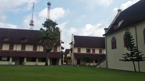 Fuerte-Rotterdam-Que-Se-Encuentra-En-La-Ciudad-De-Makassar,-Sur-De-Sulawesi