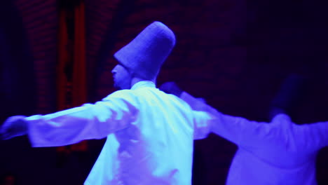 bailarines derviches sufis
