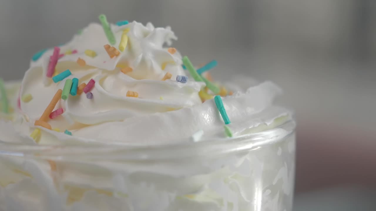 Creme batido com salsichas
