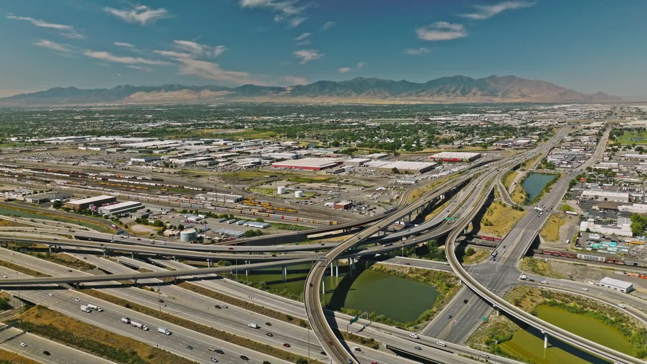 Aerial view of a multiple lane highway leading to downtown