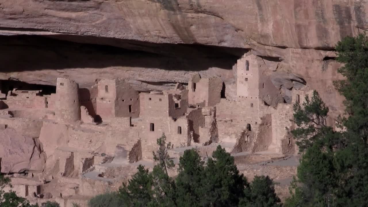 메사 베르데 콜로라도에 있는 고대 아메리칸 인디언 거주지 축소