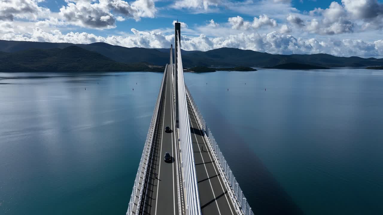 크로아티아에서 아드리아 해를 가로지르는 펠제자크 다리의 공중 파노라마.