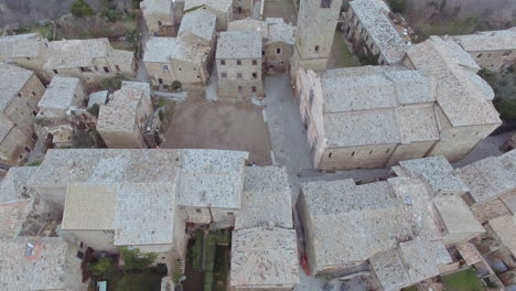 aerial 360 shot of the center city of civita di bagnoregio in viterbo. drone shot at noon. 4k