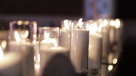 decorative candles at the wedding table