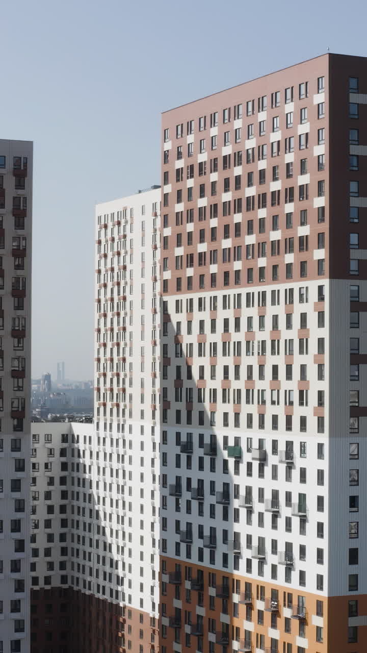 edificios de apartamentos modernos