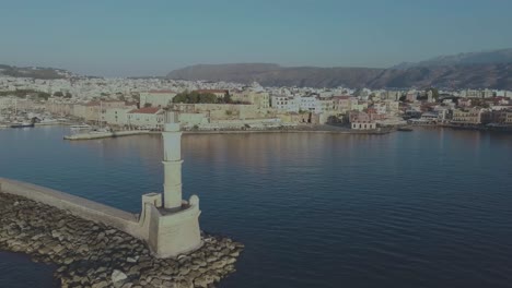 Chania-Alter-Hafen-Leuchtturm-Sonnenuntergang