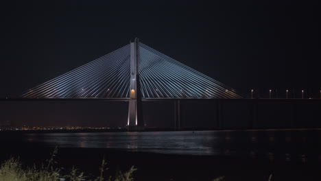 ponte vasco da gama at night