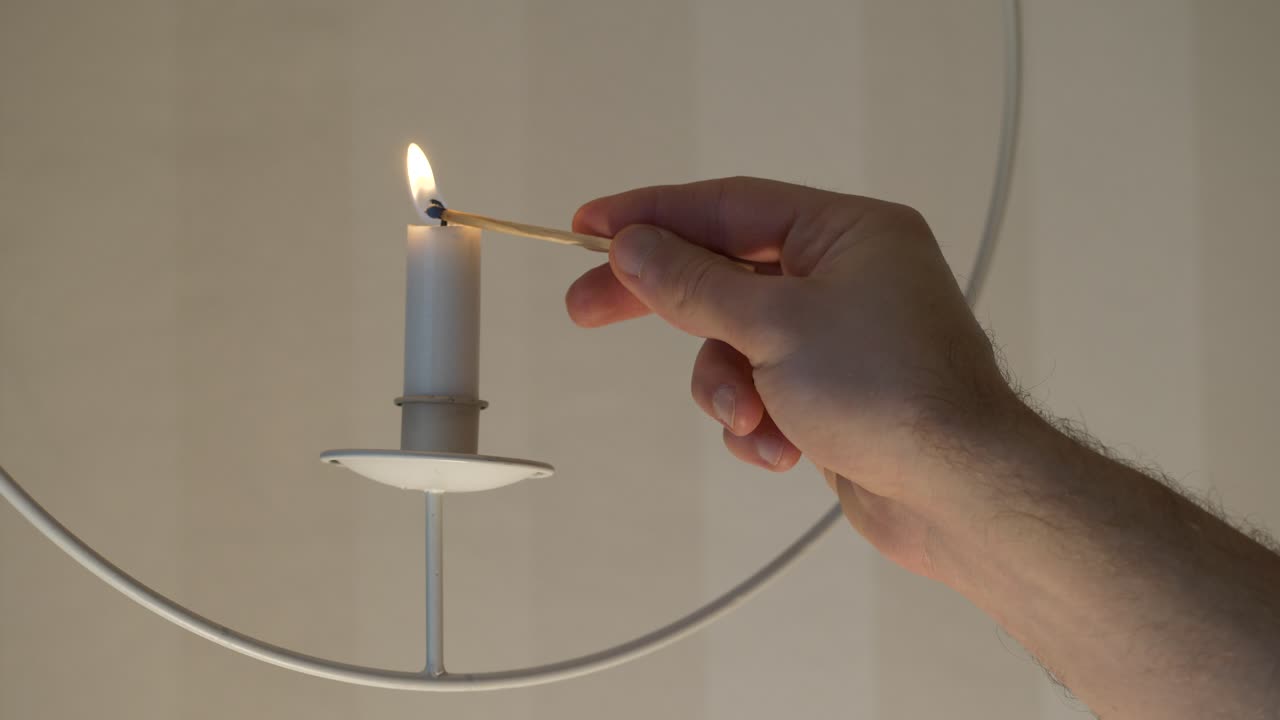 밝은 배경 hd 4k의 촛불