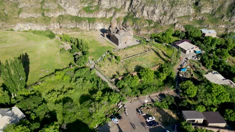 4k-High-definition-drone-video-of-the-beautiful-Saghmosavank-church--Armenia