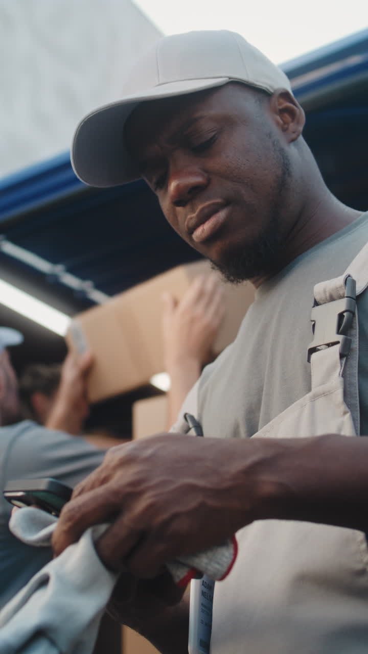 Delivery Worker Checking Device and Communicating