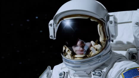 astronauta en el espacio