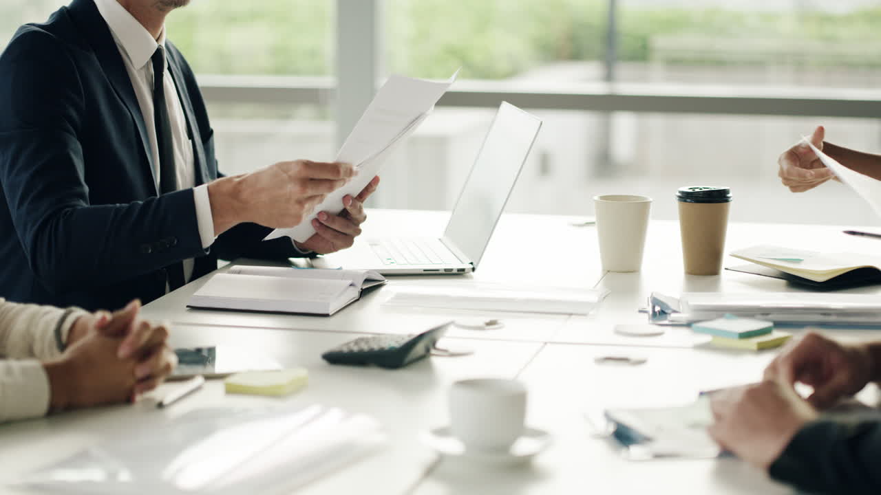 ビジネスミーティングが進行中