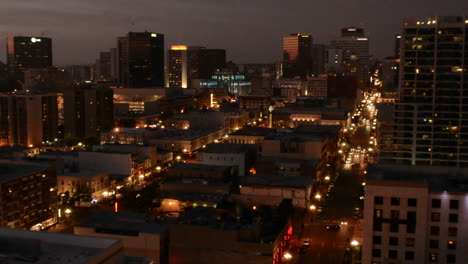 El-Centro-De-San-Diego-En-La-Noche-Desde-Arriba-En-El-Distrito-Histórico-Nacional-En-El-Gaslamp-Quarters-En-San-Diego,-California