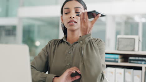 Indian-woman-in-office-with-laptop